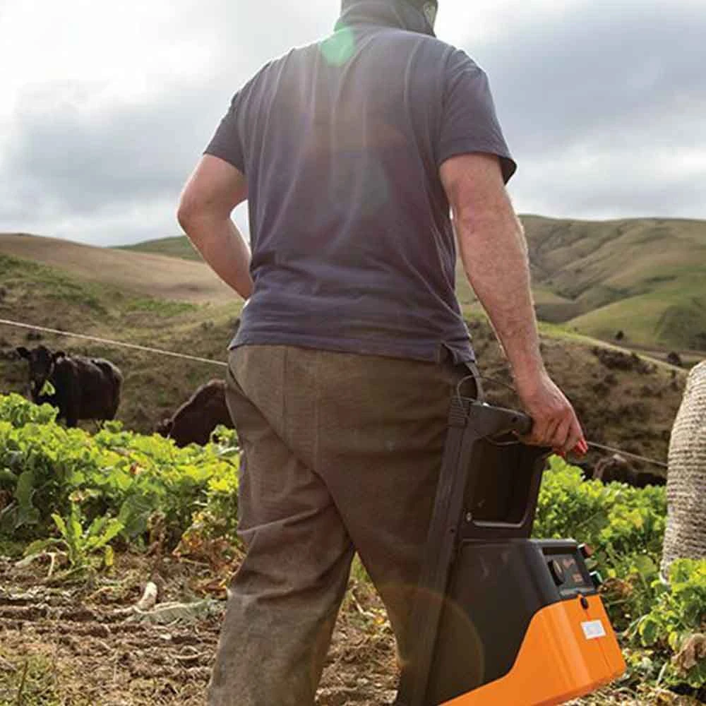 7415282-5.jpg Gallagher™ S200 Solar Fence Energizer -Fencing sale 7415282 5