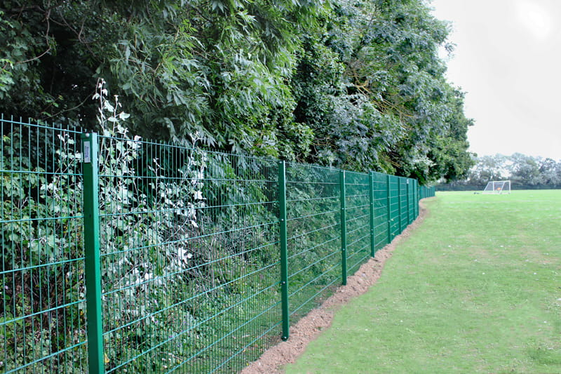 Fencing sale -Fencing sale green mesh fencing